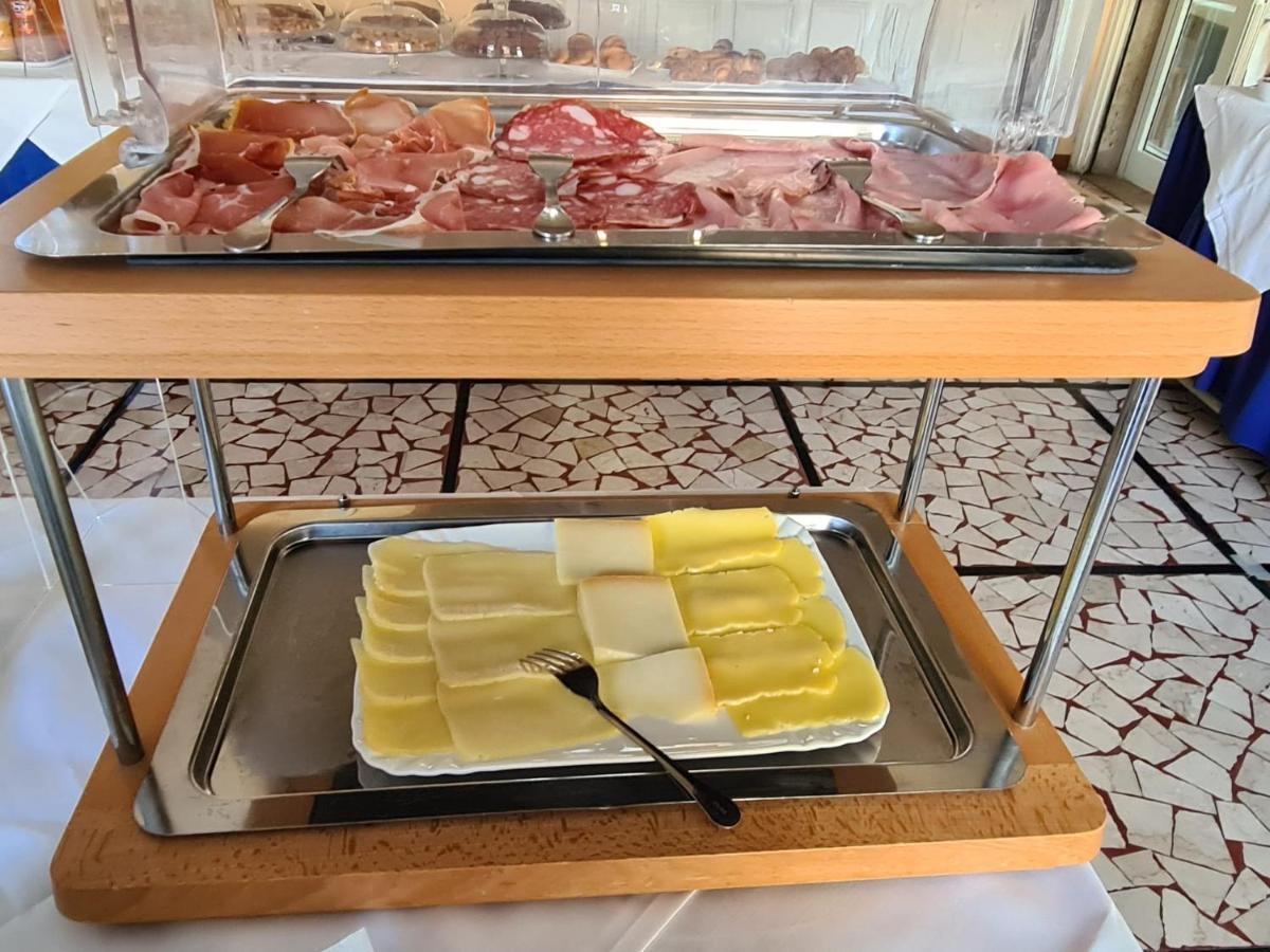 Hotel Perla Del Mare Lido di Camaiore Zewnętrze zdjęcie