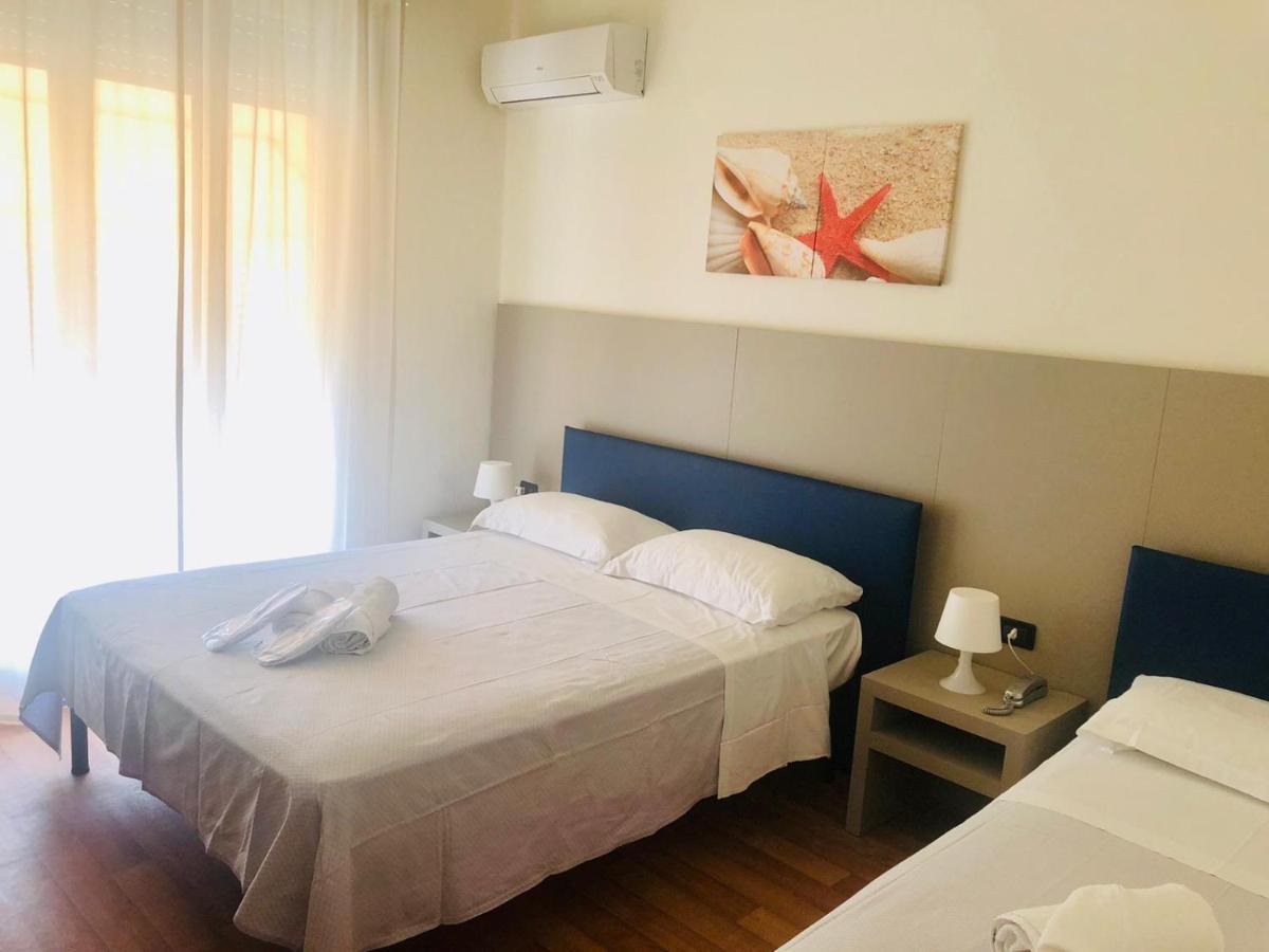 Hotel Perla Del Mare Lido di Camaiore Zewnętrze zdjęcie