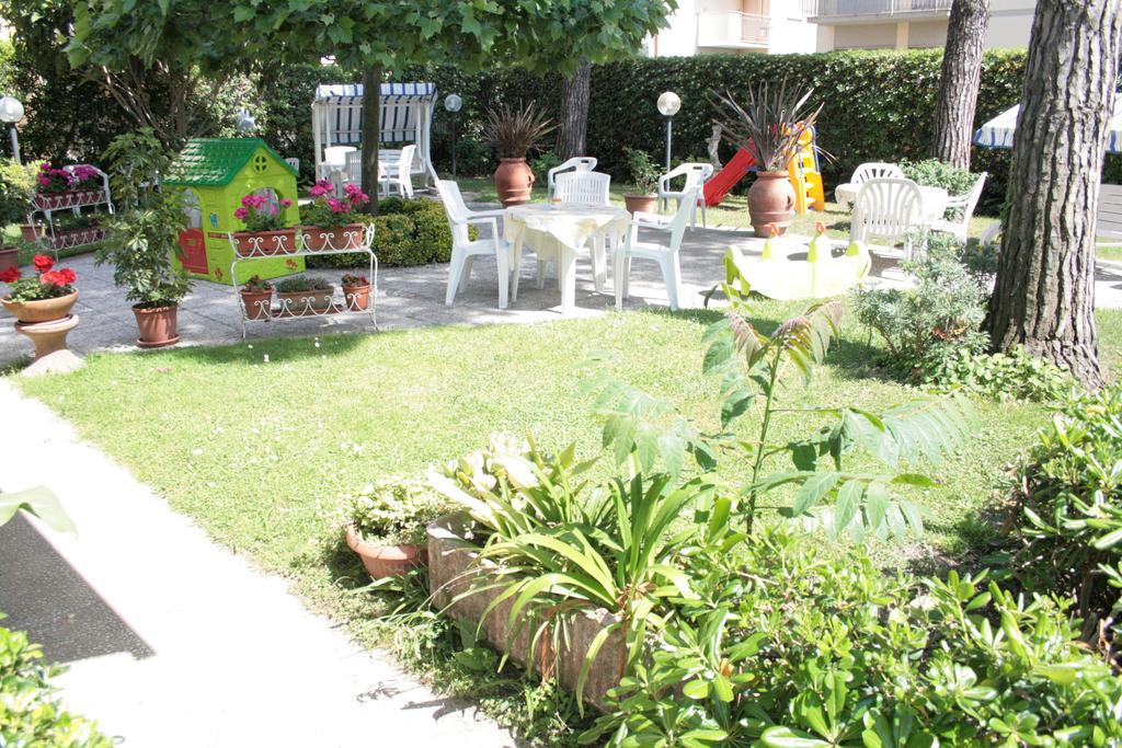 Hotel Perla Del Mare Lido di Camaiore Zewnętrze zdjęcie