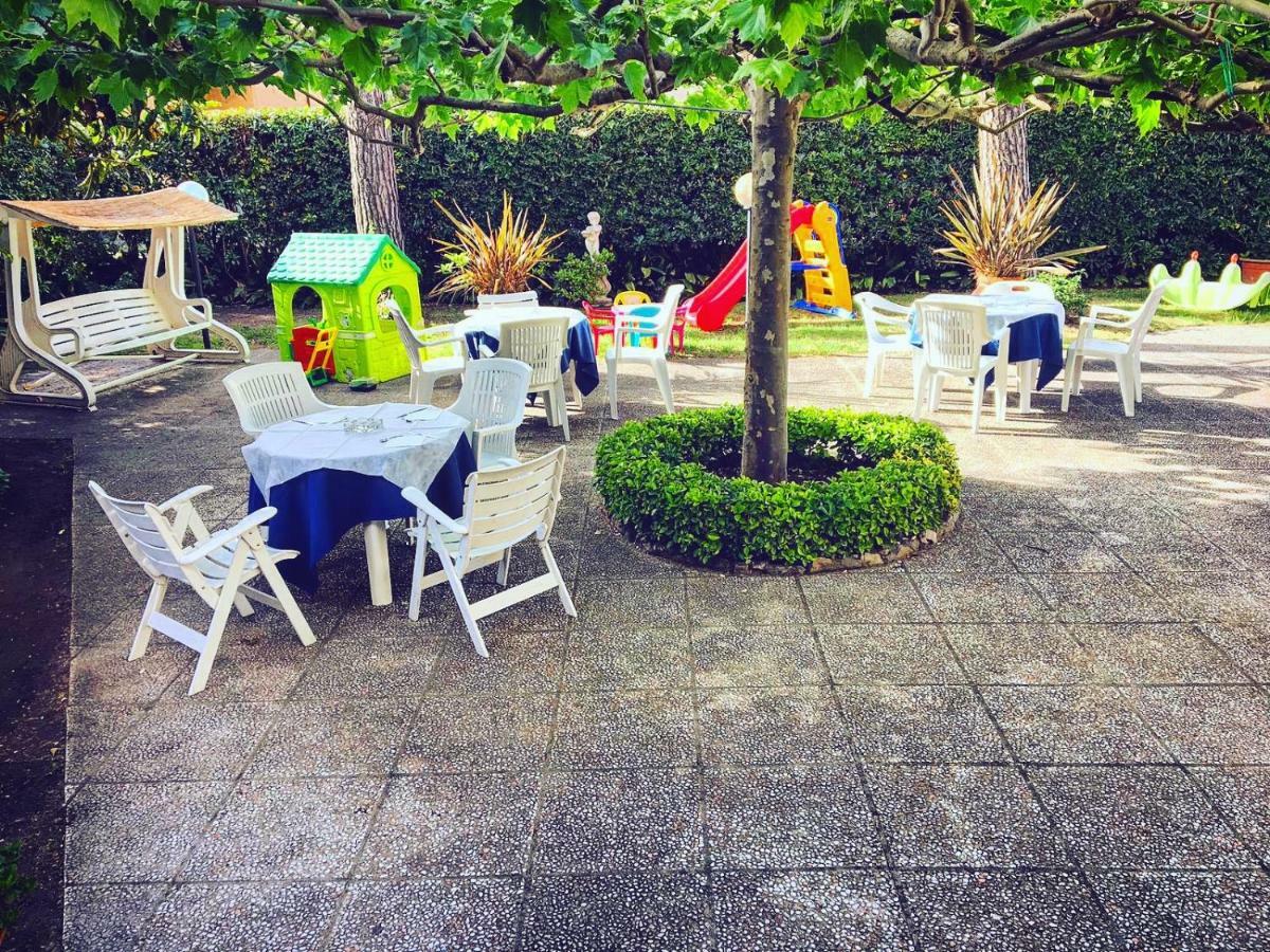 Hotel Perla Del Mare Lido di Camaiore Zewnętrze zdjęcie