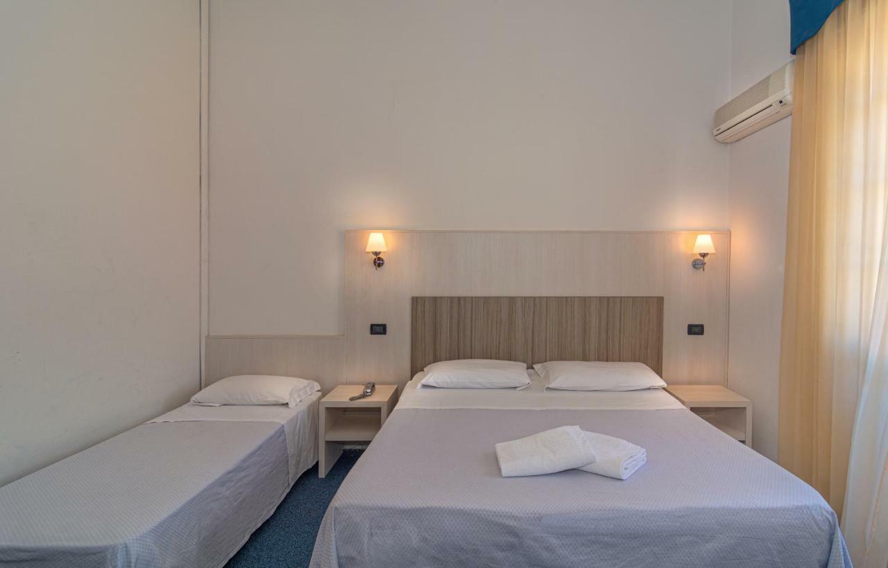 Hotel Perla Del Mare Lido di Camaiore Zewnętrze zdjęcie