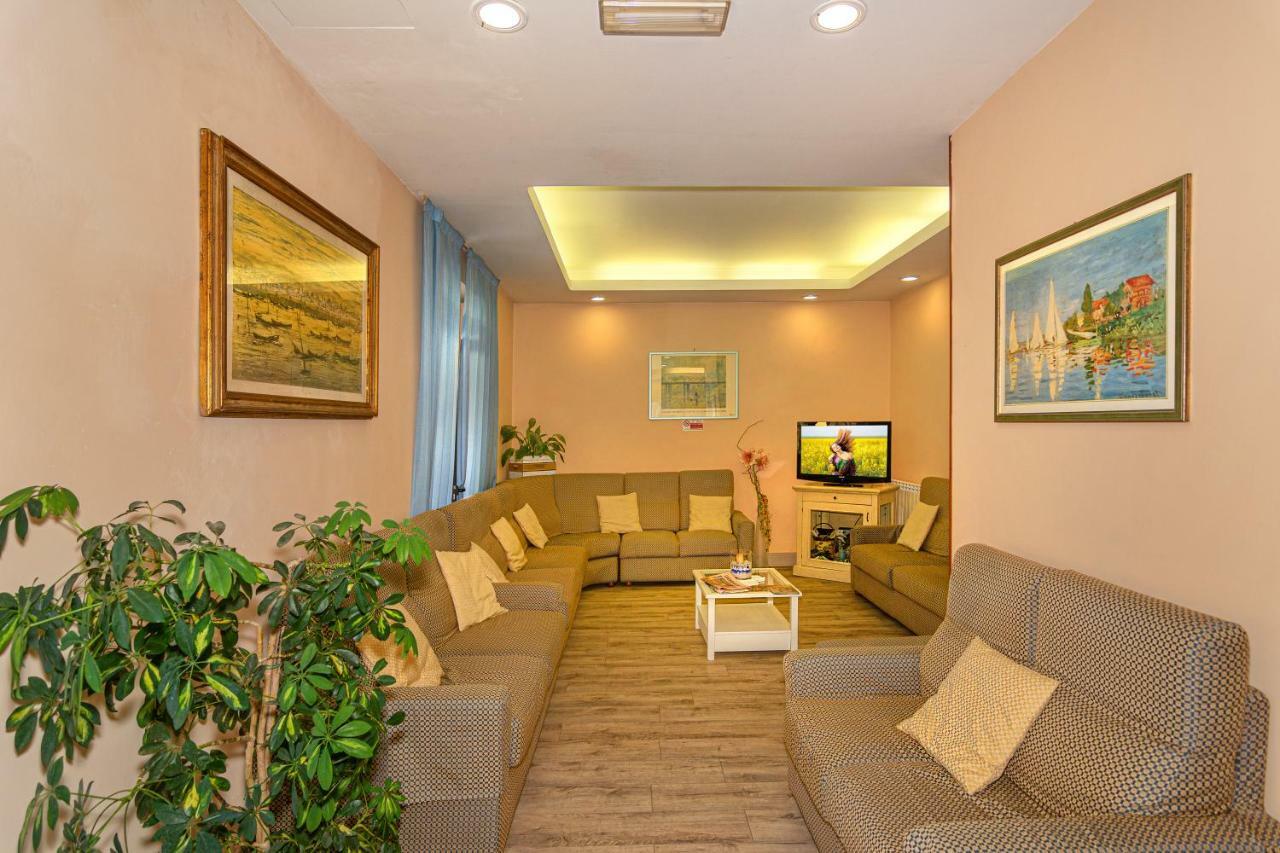 Hotel Perla Del Mare Lido di Camaiore Zewnętrze zdjęcie